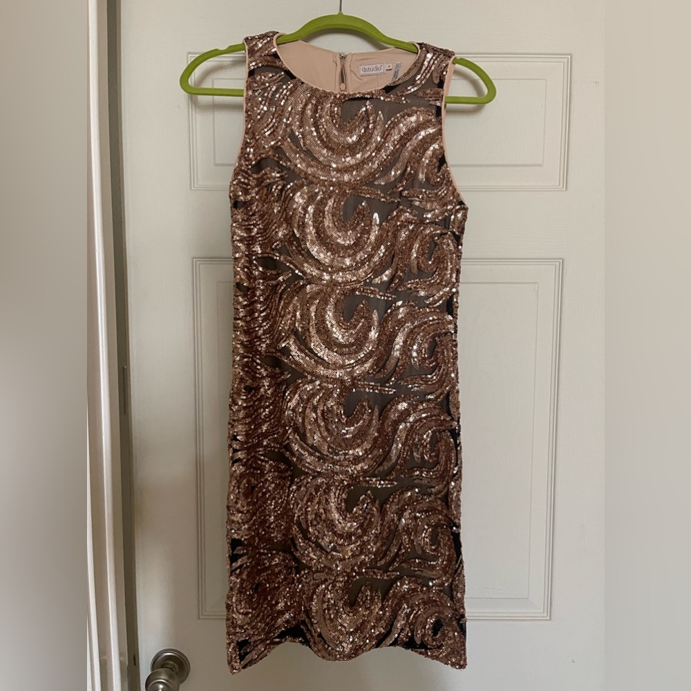 NWT Dstudio gold sequin short prom/ dance dress size 6